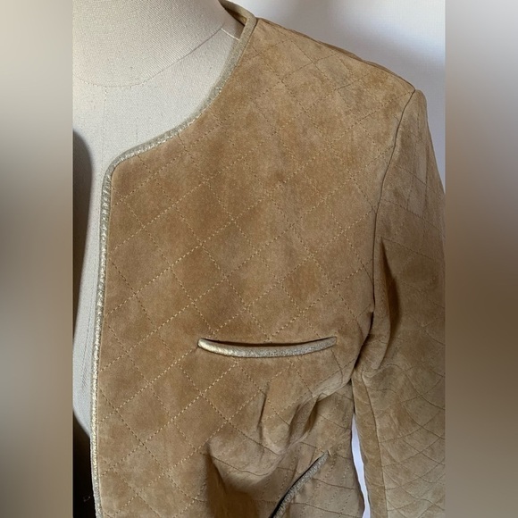 Vintage Suede Leather w/gold piping trim quilted look women's jacket Size 8 - Picture 3 of 9